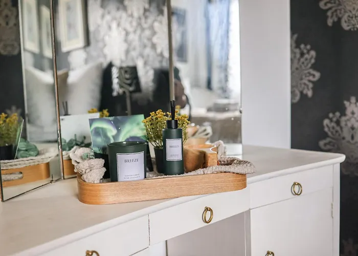 Appartamento Modern Flat With Balcony By Booklapland